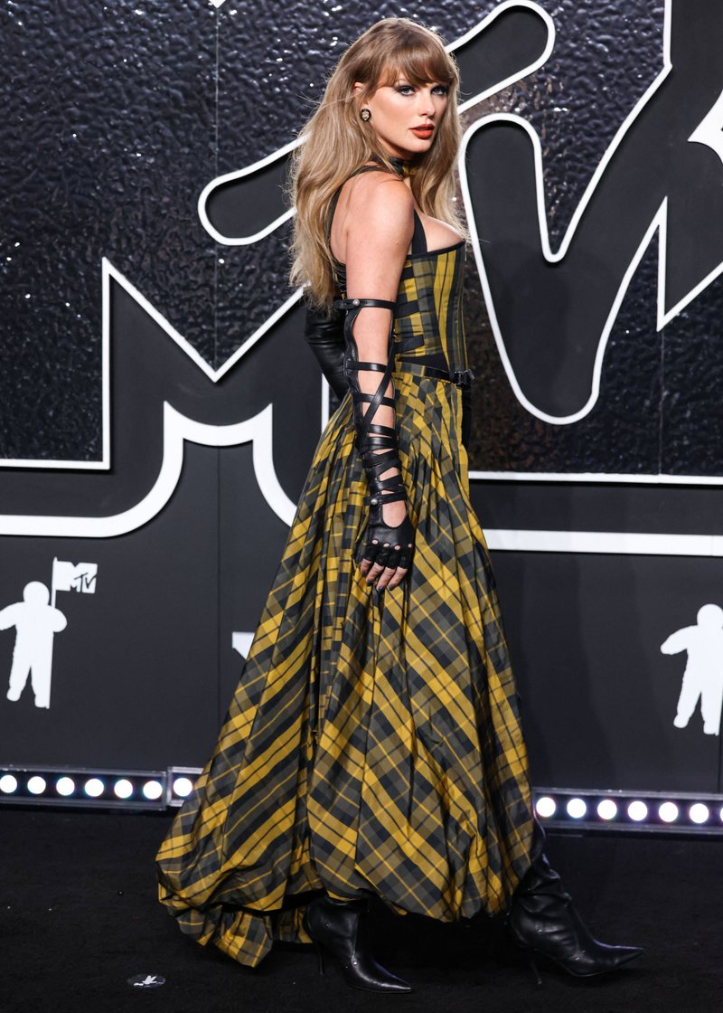 Taylor Swift at 2024 MTV Video Music Awards — photo 194