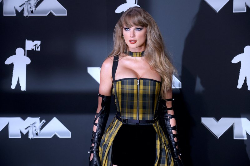 Taylor Swift at 2024 MTV Video Music Awards — photo 286
