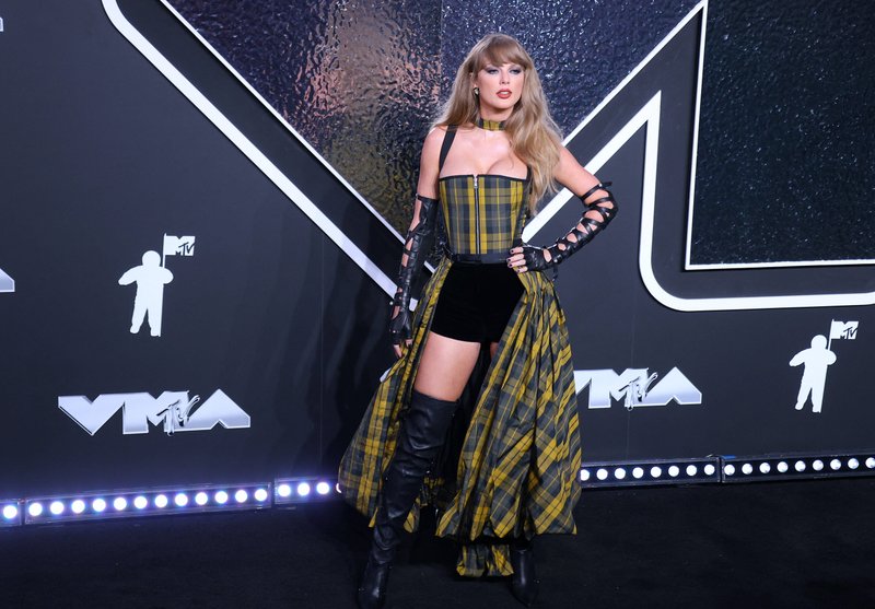 Taylor Swift at 2024 MTV Video Music Awards — photo 293