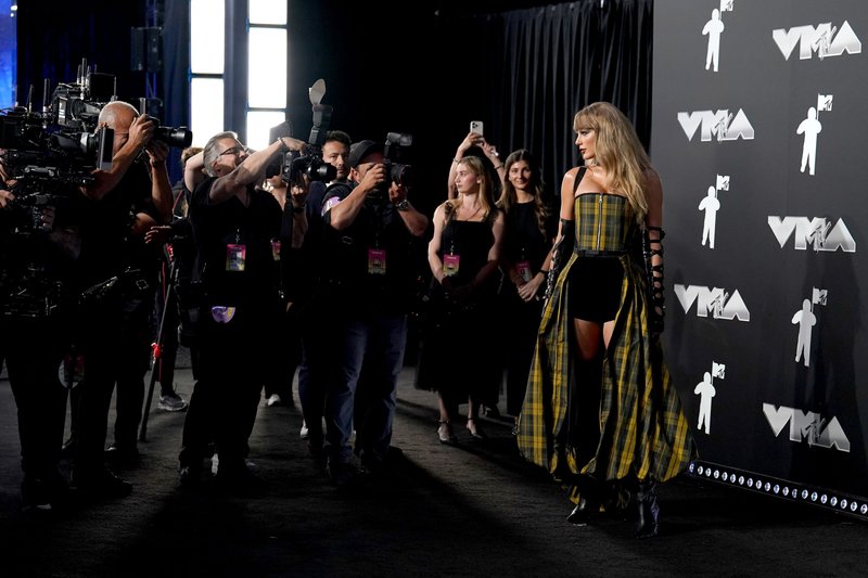Taylor Swift at 2024 MTV Video Music Awards — photo 299