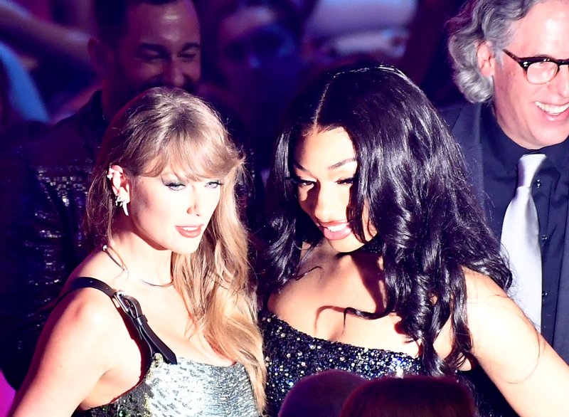 Taylor Swift at 2024 MTV Video Music Awards — photo 303