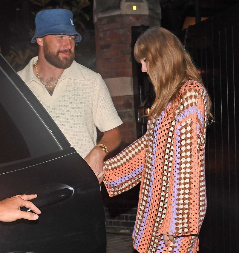 Taylor Swift — June 23 - Leaving a private club in London, England — photo 6