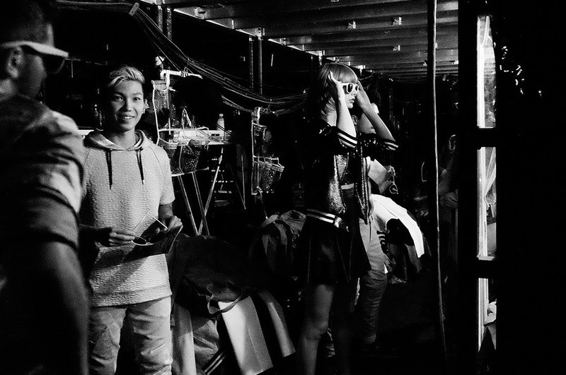 Taylor Swift — Behind The Scenes — photo 4
