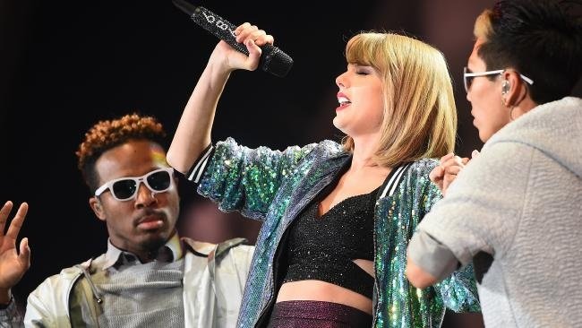 Taylor Swift — December 10 - Melbourne, Australia — photo 51