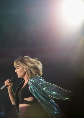 Taylor Swift — December 10 - Melbourne, Australia — photo 55