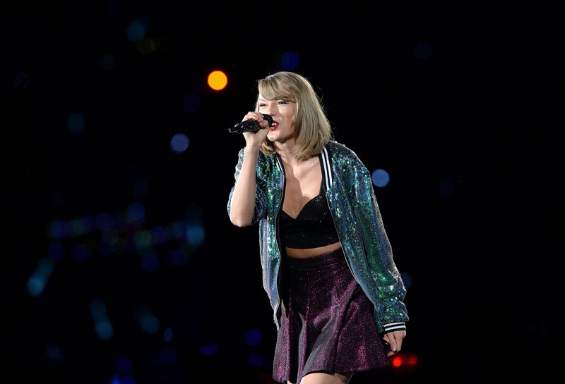 Taylor Swift — December 5 - Brisbane, Australia — photo 35