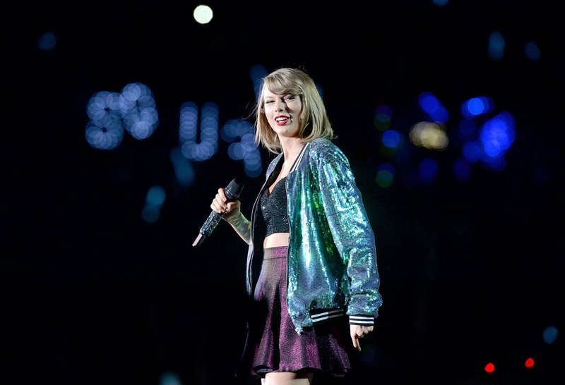 Taylor Swift — December 5 - Brisbane, Australia — photo 50