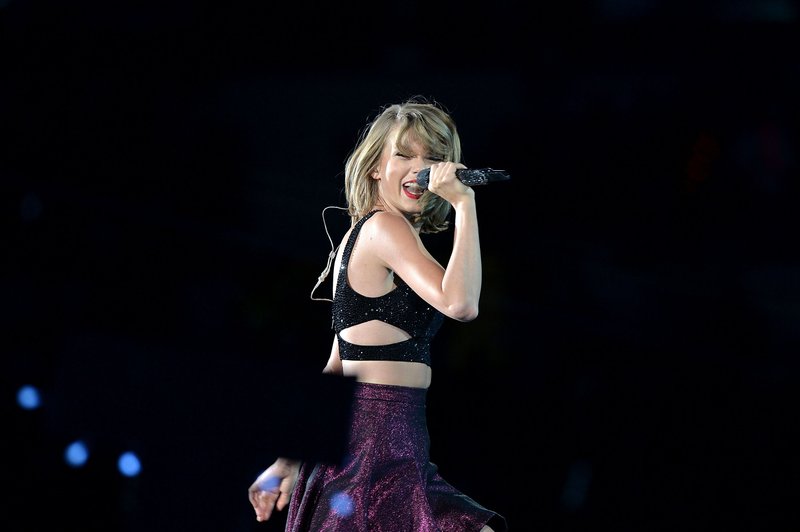 Taylor Swift — December 5 - Brisbane, Australia — photo 51