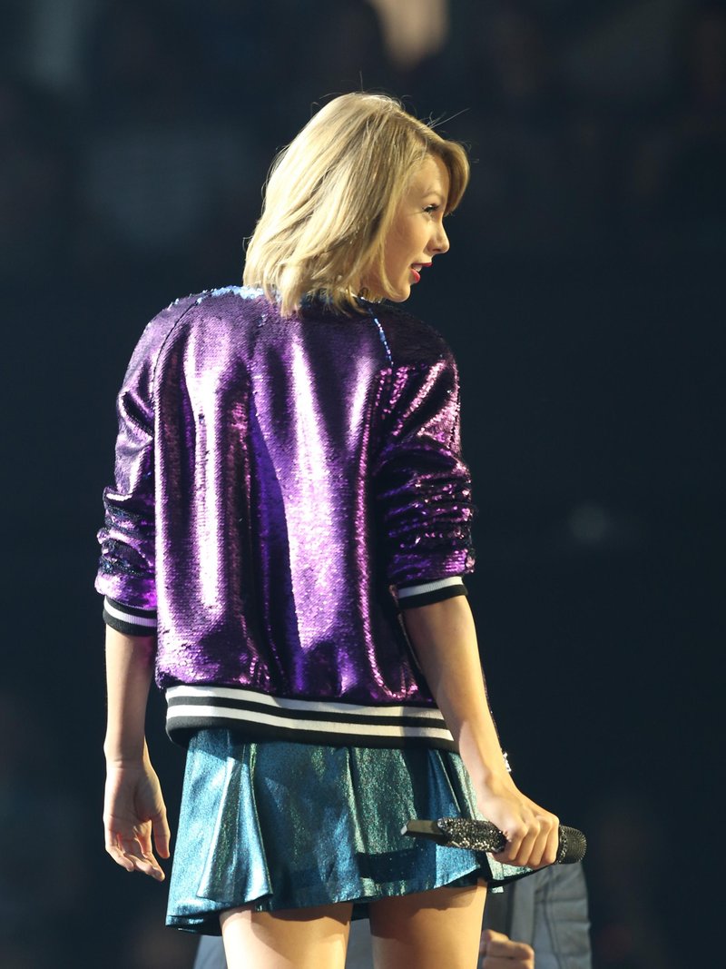 Taylor Swift — December 7 - Adelaide, Australia — photo 7