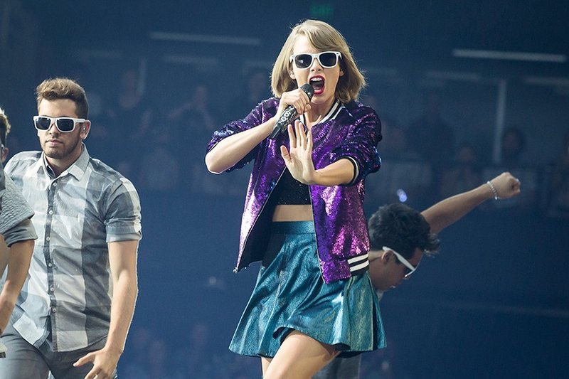 Taylor Swift — December 7 - Adelaide, Australia — photo 18