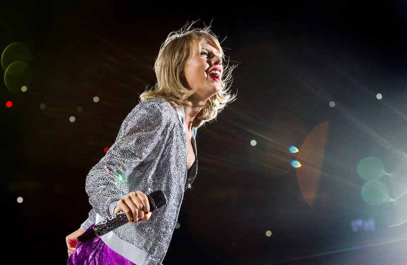 Taylor Swift — June 12 - Philadelphia, Pennsylvania — photo 23