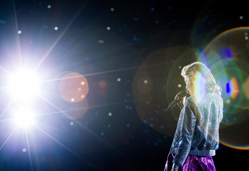 Taylor Swift — June 12 - Philadelphia, Pennsylvania — photo 26