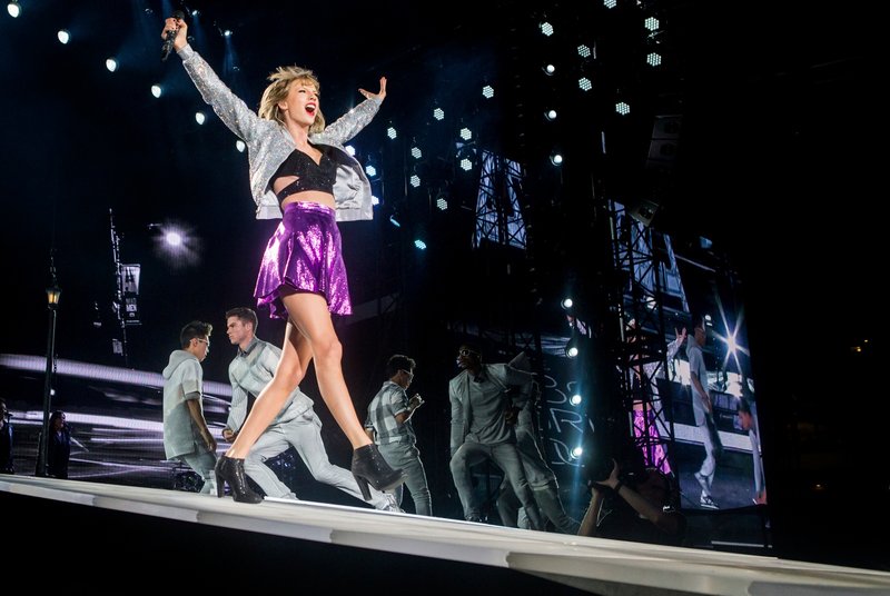 Taylor Swift — June 12 - Philadelphia, Pennsylvania — photo 28
