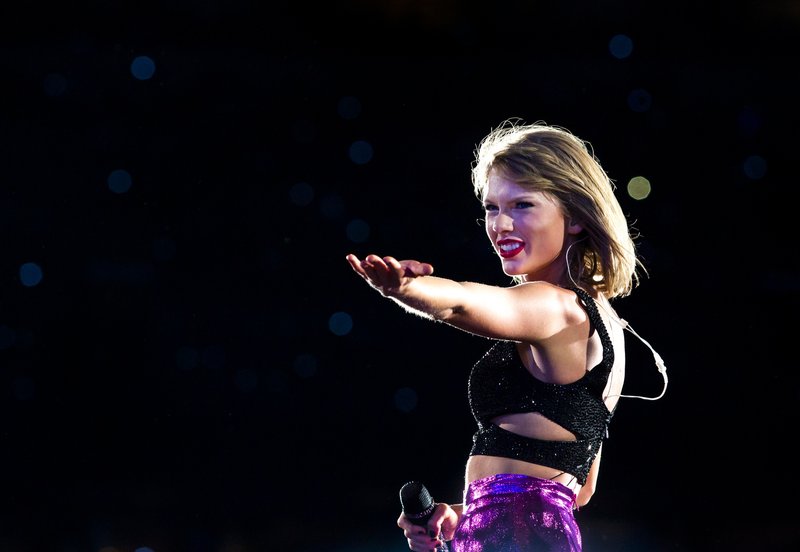 Taylor Swift — June 12 - Philadelphia, Pennsylvania — photo 43