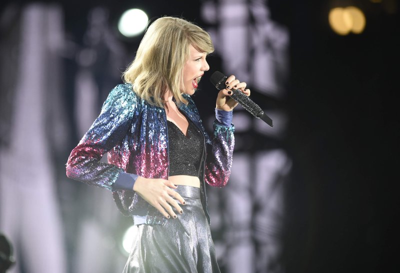 Taylor Swift — June 13 - Philadelphia, Pennsylvania — photo 26