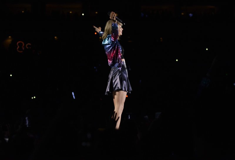 Taylor Swift — June 13 - Philadelphia, Pennsylvania — photo 27