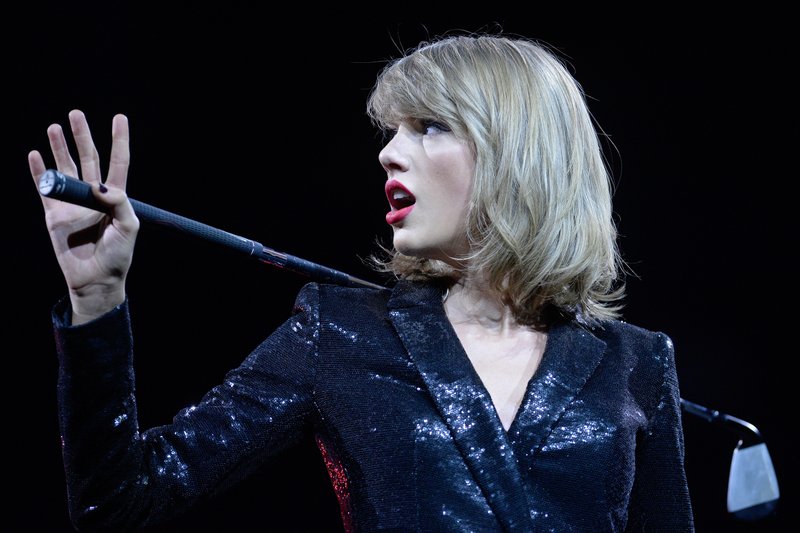 Taylor Swift — June 19 - Cologne, Germany — photo 6