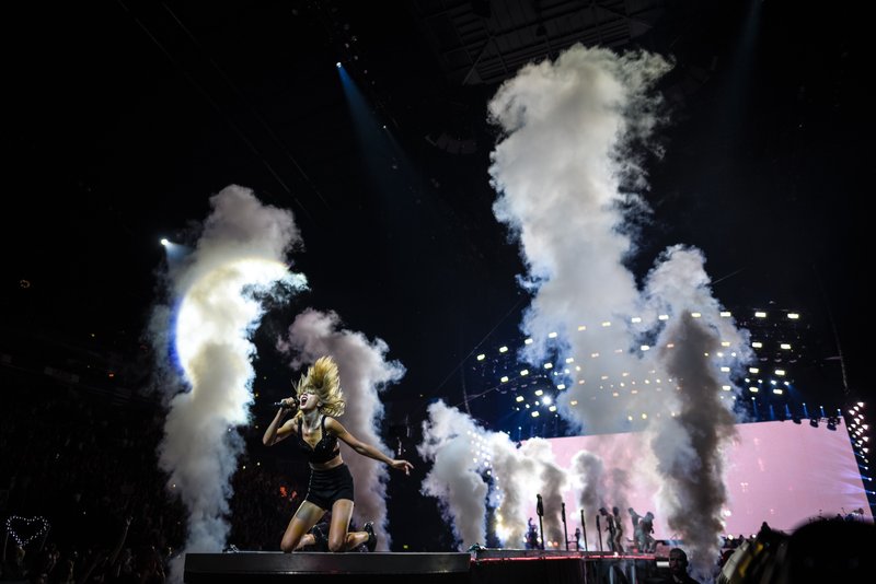 Taylor Swift — June 19 - Cologne, Germany — photo 7