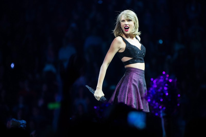 Taylor Swift — June 19 - Cologne, Germany — photo 13