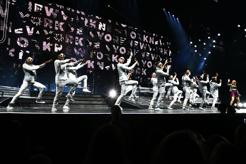 Taylor Swift — June 19 - Cologne, Germany — photo 26