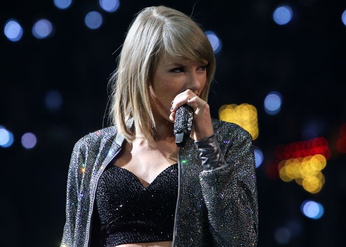 Taylor Swift — June 2 - Louisville, Kentucky — photo 18