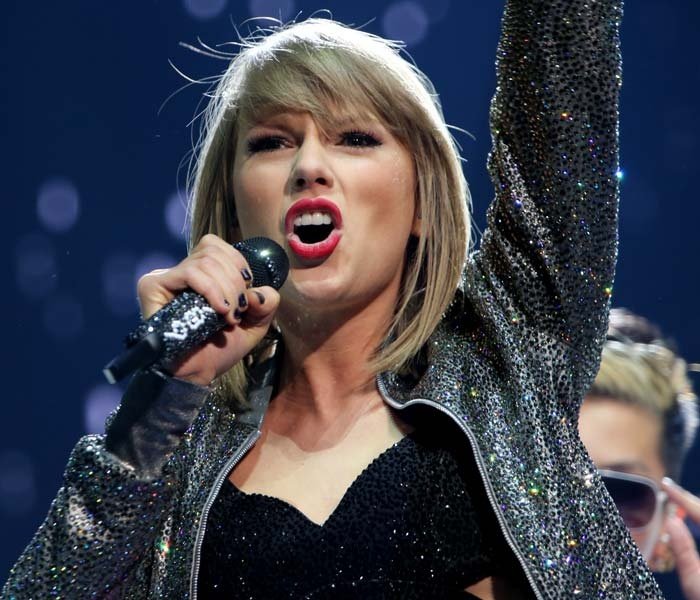 Taylor Swift — June 2 - Louisville, Kentucky — photo 21