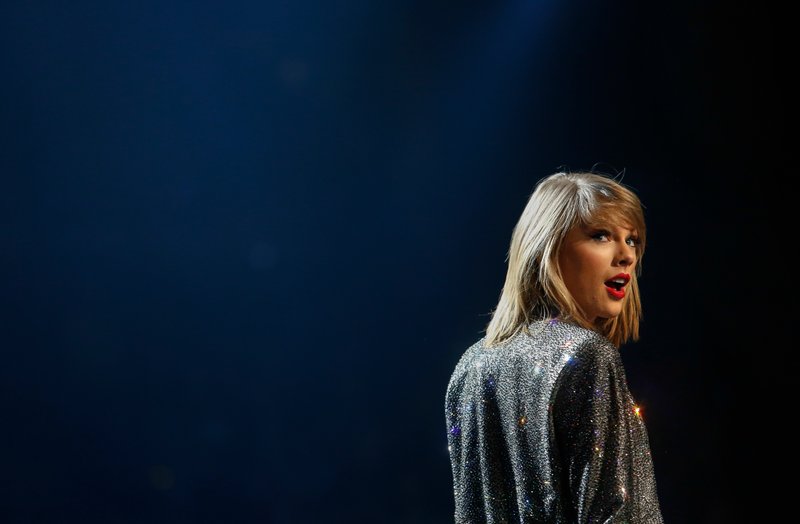 Taylor Swift — June 2 - Louisville, Kentucky — photo 38