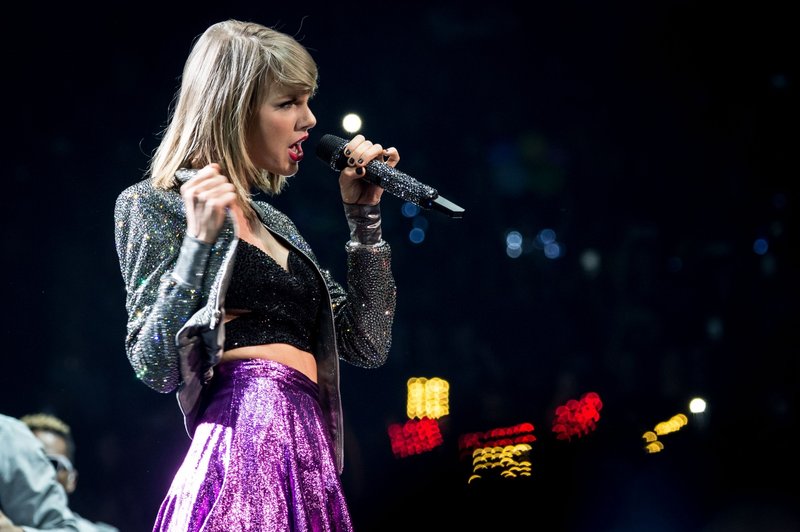 Taylor Swift — June 2 - Louisville, Kentucky — photo 44