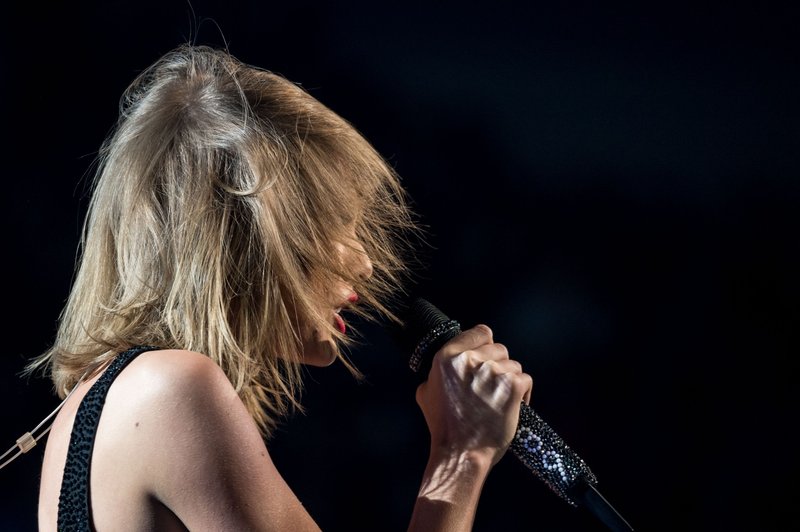 Taylor Swift — June 2 - Louisville, Kentucky — photo 55