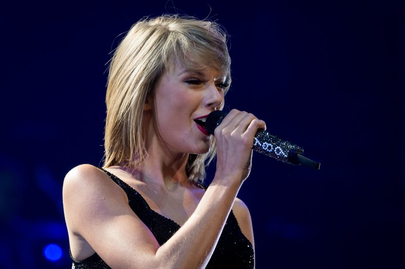 Taylor Swift — June 2 - Louisville, Kentucky — photo 59