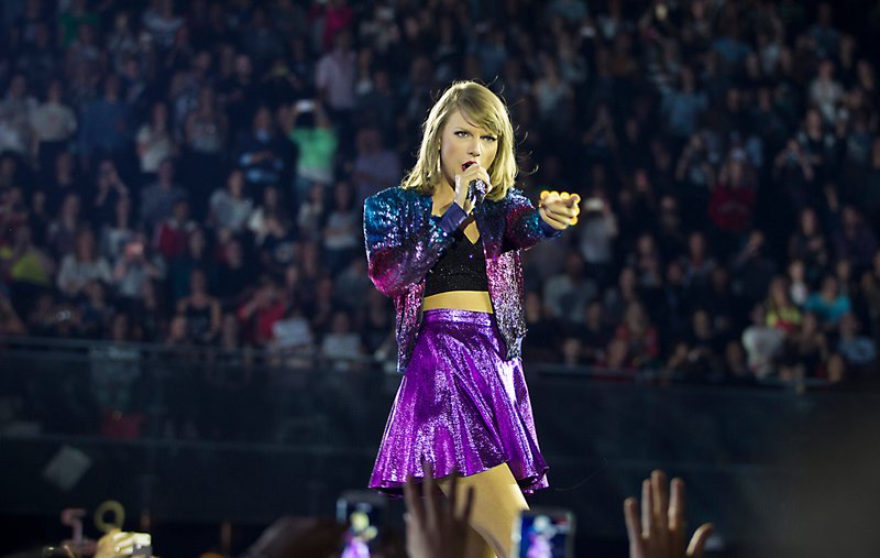 Taylor Swift — June 21 - Amsterdam, Netherlands — photo 20