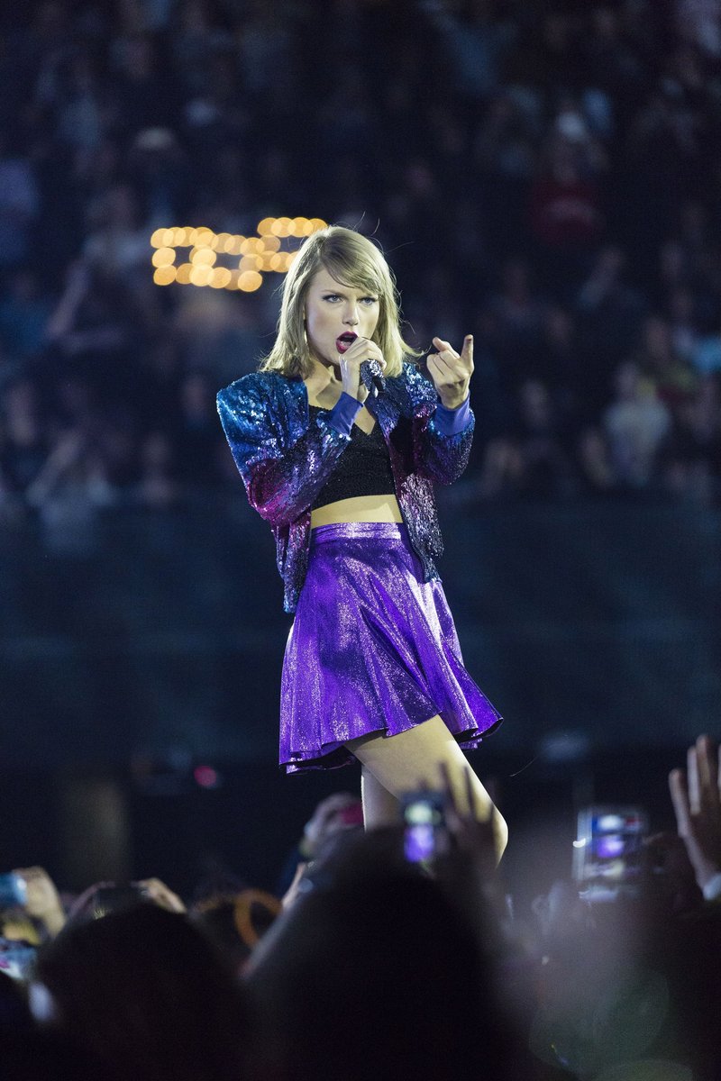 Taylor Swift — June 21 - Amsterdam, Netherlands — photo 24