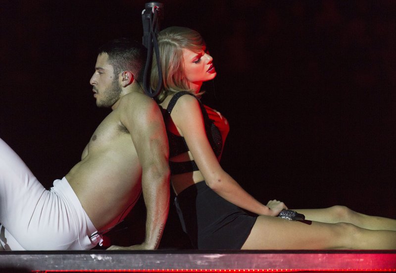 Taylor Swift — June 21 - Amsterdam, Netherlands — photo 28