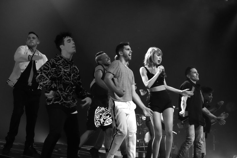 Taylor Swift — June 23 - Glasgow, Scotland — photo 32
