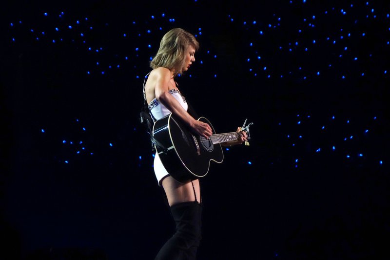 Taylor Swift — June 23 - Glasgow, Scotland — photo 53