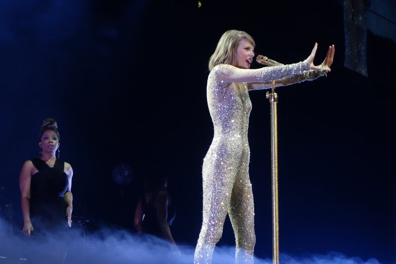 Taylor Swift — June 23 - Glasgow, Scotland — photo 72