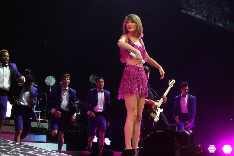 Taylor Swift — June 23 - Glasgow, Scotland — photo 85