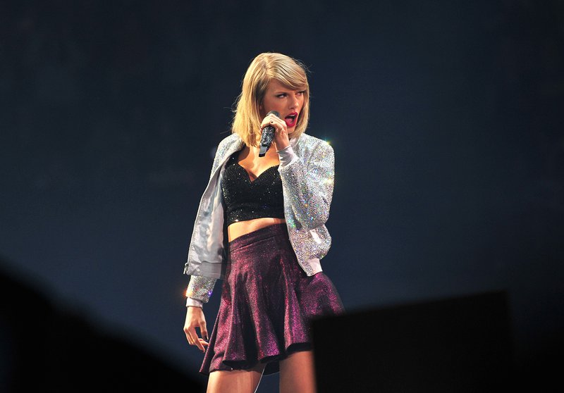 Taylor Swift — June 24 - Manchester, England — photo 13