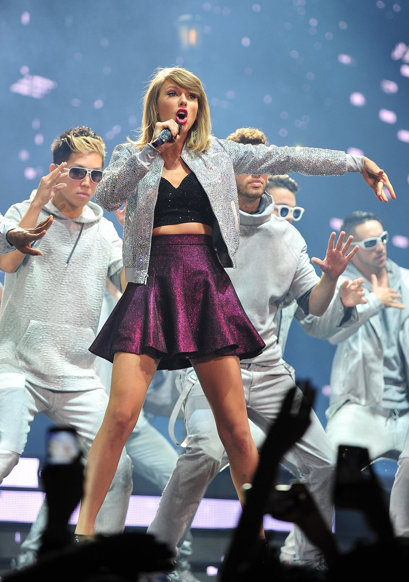 Taylor Swift — June 24 - Manchester, England — photo 14