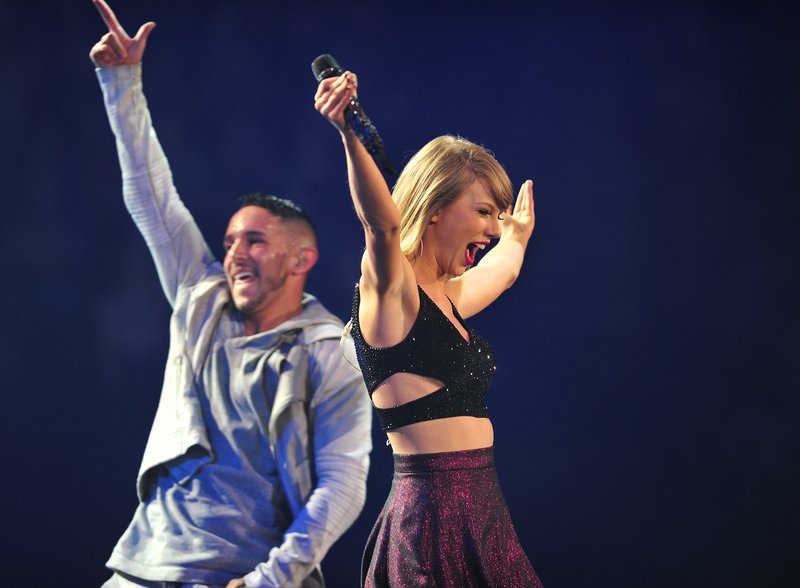 Taylor Swift — June 24 - Manchester, England — photo 22