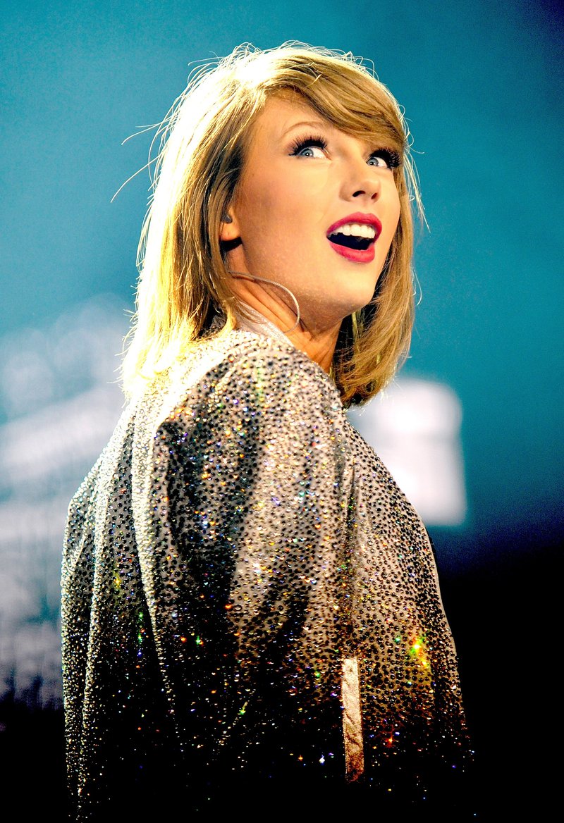 Taylor Swift — June 24 - Manchester, England — photo 36