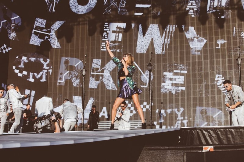 Taylor Swift — June 27 - London, England — photo 9
