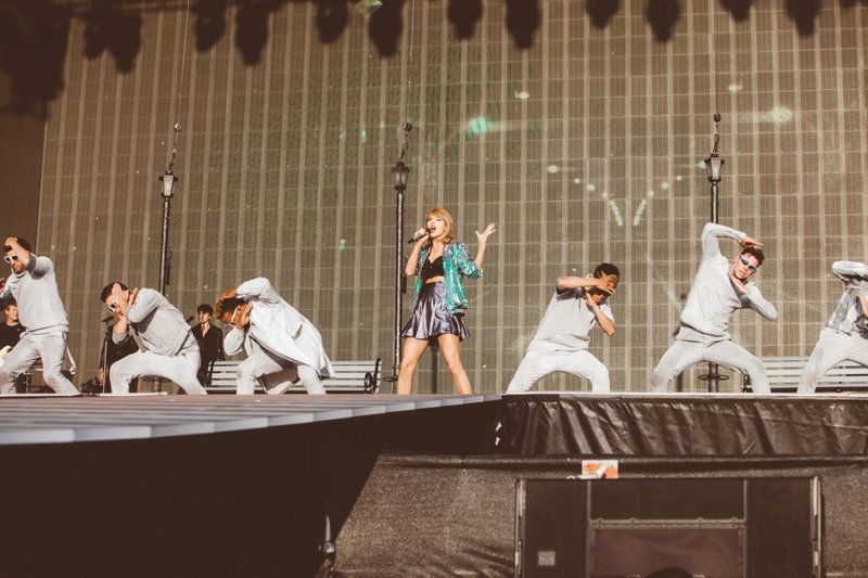 Taylor Swift — June 27 - London, England — photo 15