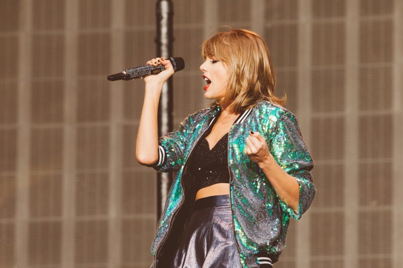 Taylor Swift — June 27 - London, England — photo 16