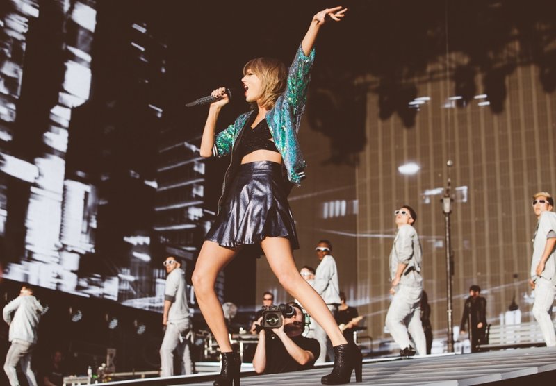 Taylor Swift — June 27 - London, England — photo 20