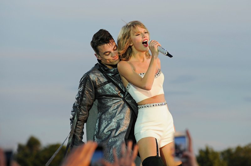 Taylor Swift — June 27 - London, England — photo 112