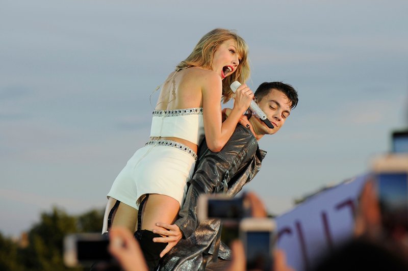 Taylor Swift — June 27 - London, England — photo 113
