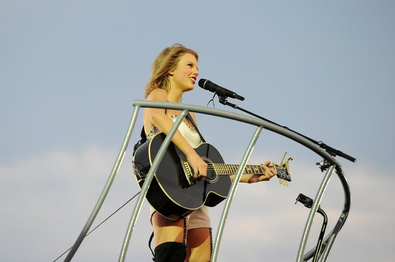 Taylor Swift — June 27 - London, England — photo 137