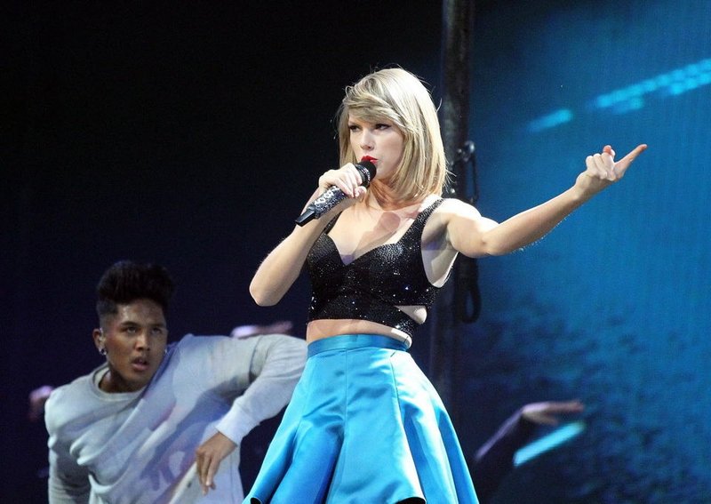 Taylor Swift — June 3 - Cleveland, Ohio — photo 13