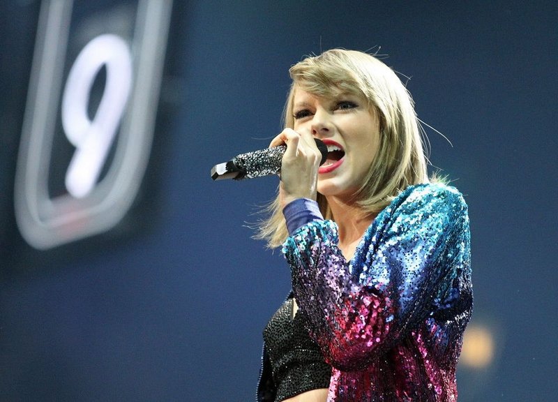 Taylor Swift — June 3 - Cleveland, Ohio — photo 17